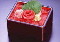 鉄火丼(吸物付)